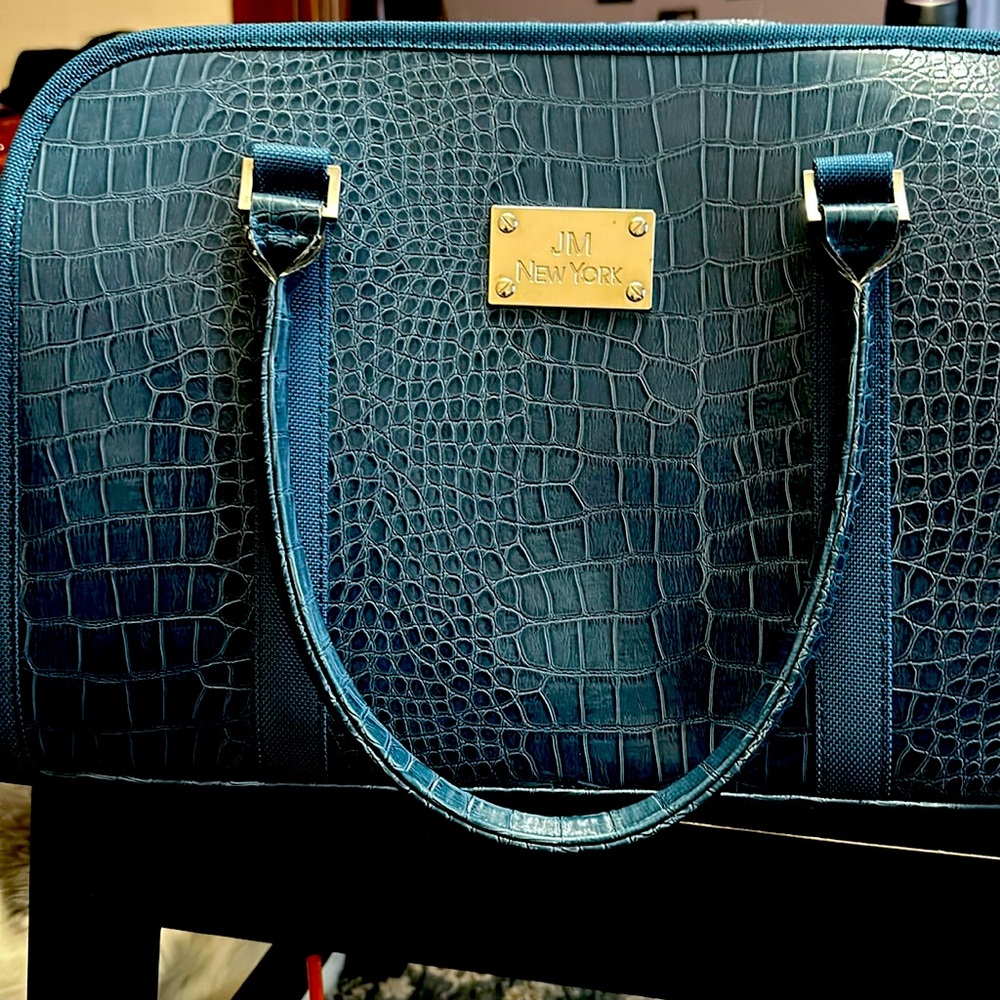 JM New York two way travel cross bag